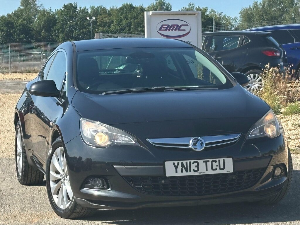 Vauxhall Astra 2.0 Cdti Sri Coupe Euro 5 Ss Black #3