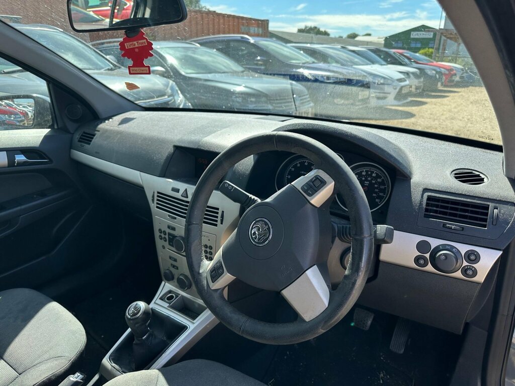 Vauxhall Astra 1.4I 16V Sxi Sport Hatch 146 G Silver #10