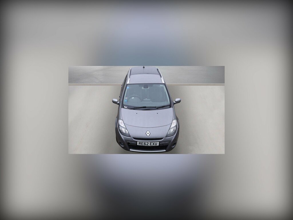 Renault Clio 1.2 Tce Dynamique Tomtom Sport Tourer M Grey