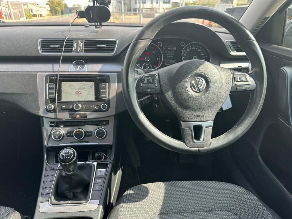 Volkswagen Passat 2.0 Tdi Bluemotion Tech Highline Dsg Silver #30