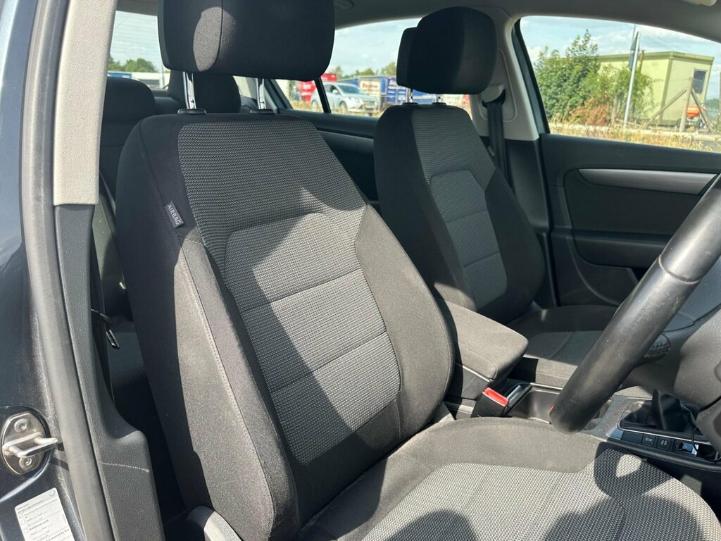 Volkswagen Passat 2.0 Tdi Bluemotion Tech Highline Dsg Silver #23