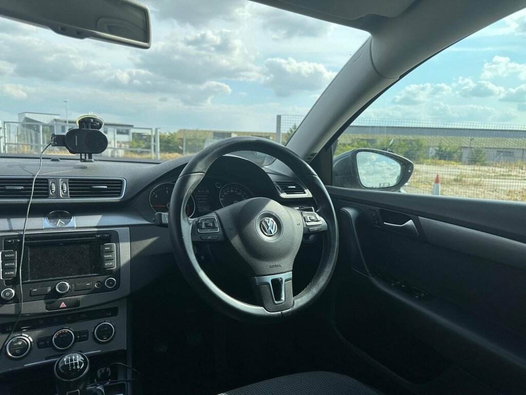 Volkswagen Passat 2.0 Tdi Bluemotion Tech Highline Dsg Silver #38