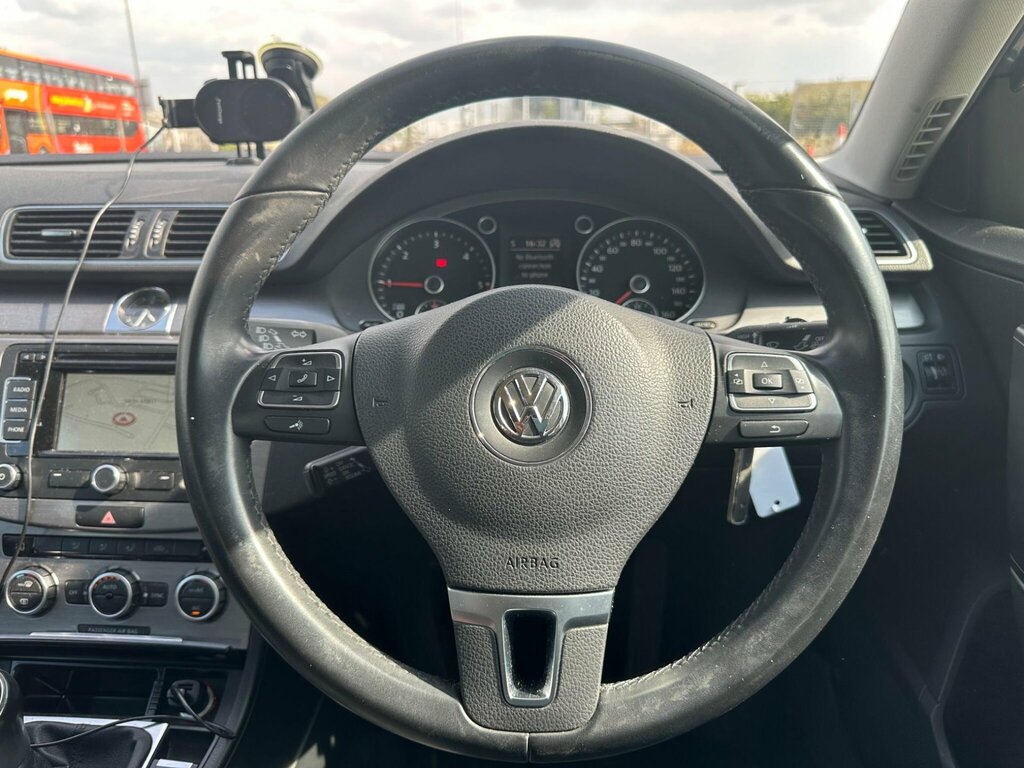 Volkswagen Passat 2.0 Tdi Bluemotion Tech Highline Dsg Silver #28