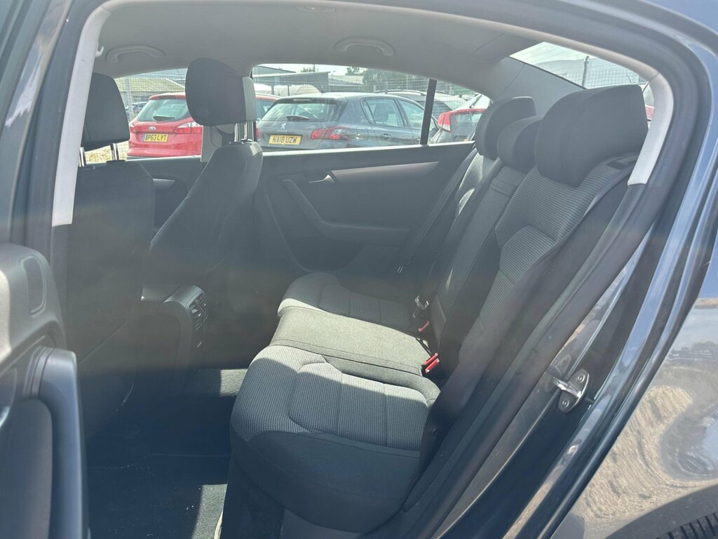 Volkswagen Passat 2.0 Tdi Bluemotion Tech Highline Dsg Silver #22