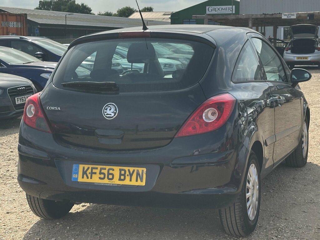 Vauxhall Corsa 1.2I 16V Sxi Red #8