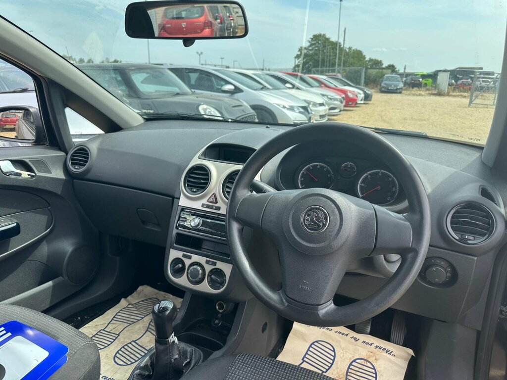 Vauxhall Corsa 1.2I 16V Sxi Red #15