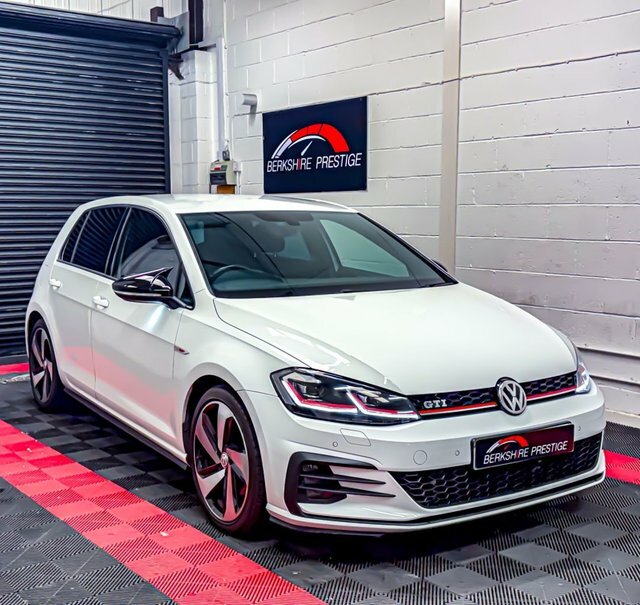 Volkswagen Golf 2.0 Tsi Gti Hatchback Dsg Euro 6 Ss White #3