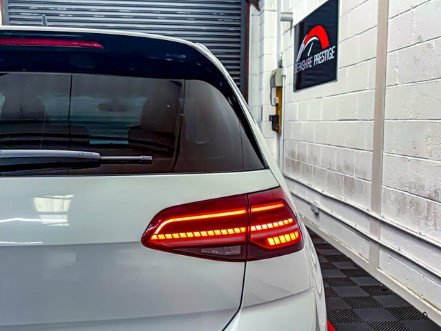 Volkswagen Golf Gti Clubsport Edition 40 Dsg In White With 78K F White #17