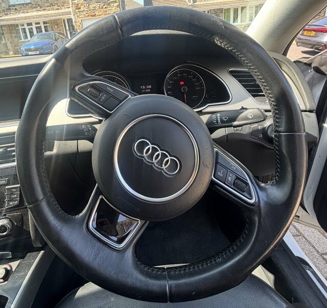 Audi A5 1.8 Tfsi Se Coupe Euro 5 Ss White #5