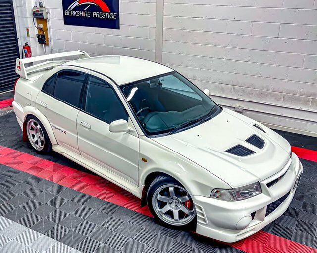 Mitsubishi Lancer Lancer Evo VI Ralliart White #2