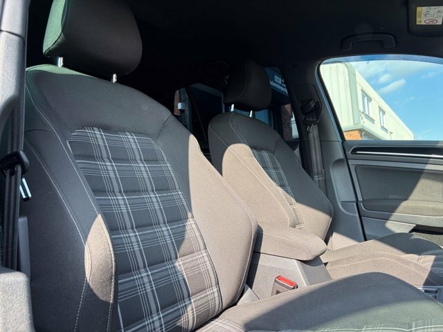 Volkswagen Golf Gt Edition Tdi Bluemotion Technology White #22