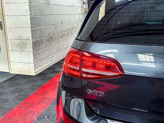 Volkswagen Golf Gt Edition Tdi Bluemotion Technology White #19