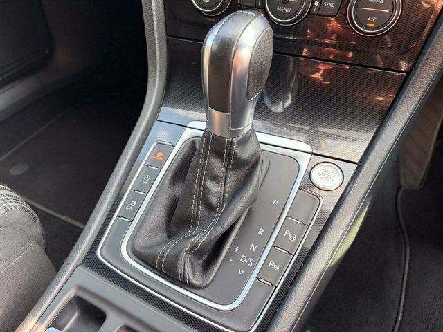 Volkswagen Golf Gt Edition Tdi Bluemotion Technology White #33