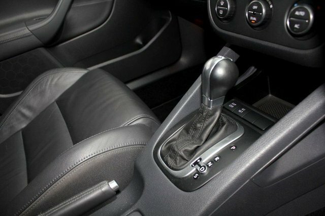 Volkswagen Golf 1.4 S 79 Bhp Black #11