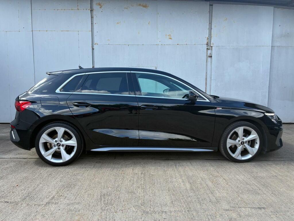 Audi A3 Hatchback 1.5 Tfsi 35 S Line Sportback S Tronic Eu KN71FSK Black #5