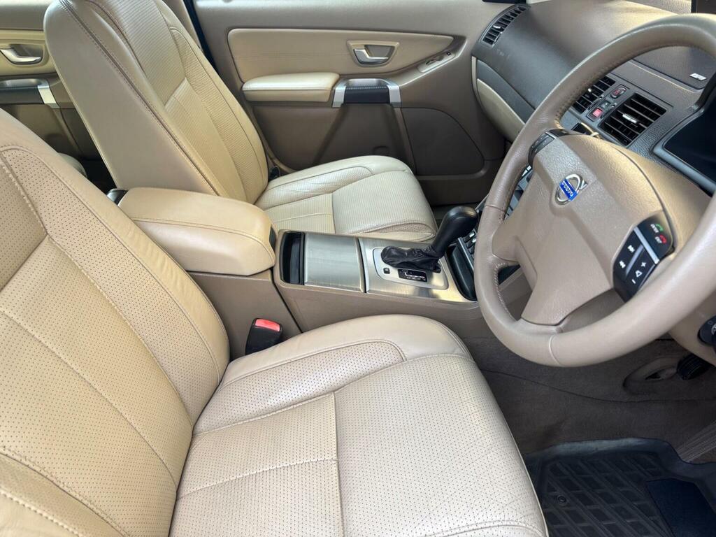 Volvo XC90 2.4 D5 Se Lux Geartronic 4Wd Euro 5 Estate Die Silver #9