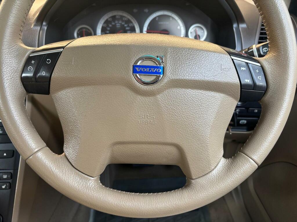 Volvo XC90 2.4 D5 Se Lux Geartronic 4Wd Euro 5 Estate Die Silver #8