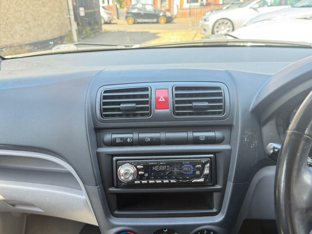 Kia Picanto 1.1 LX Metallic Paint, Low Miles Long Mot Hpi Orange #19