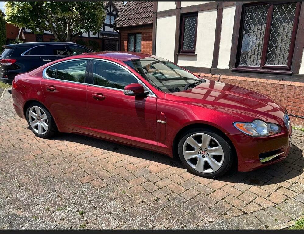 Jaguar XF 2.7D V6 Premium Luxury Euro 4 Red