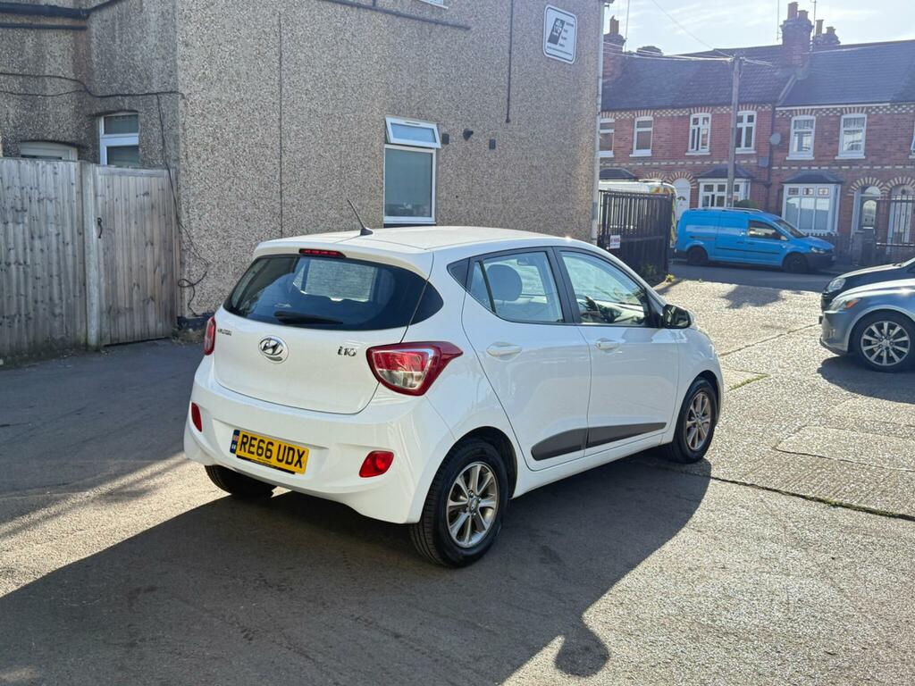 Hyundai I10 Hatchback Se 2016 Black #12