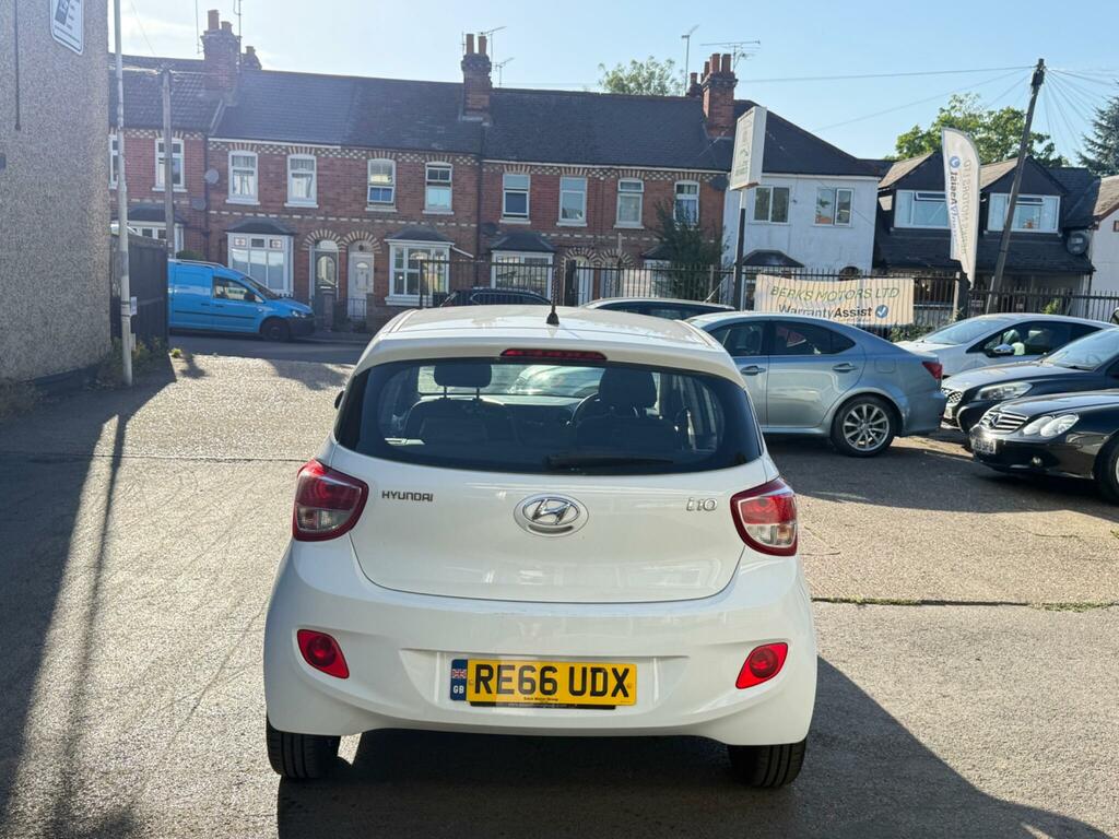 Hyundai I10 Hatchback Se 2016 Black #10