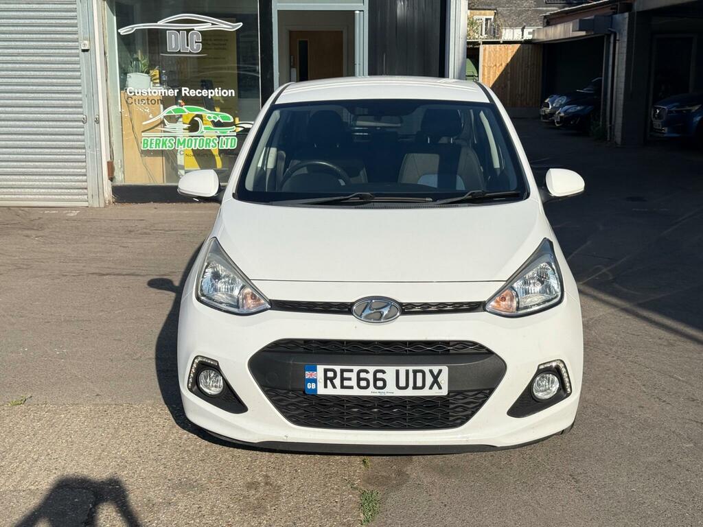 Hyundai I10 1.0 Premium Euro 5 White #2