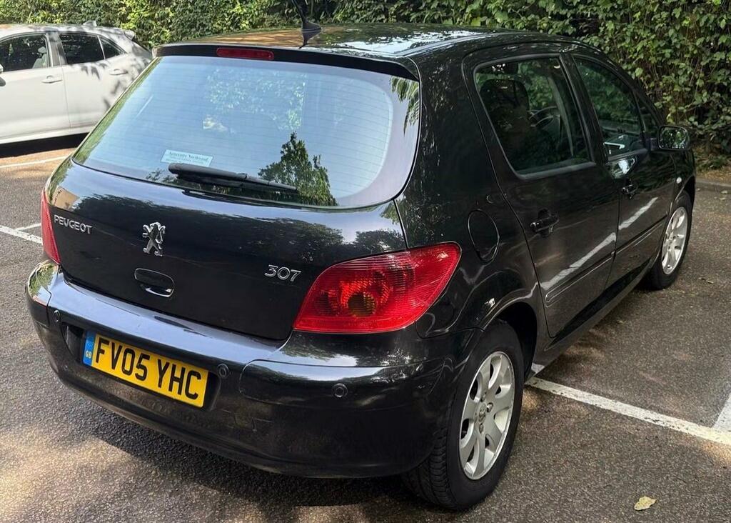 Peugeot 307 1.6 16V S Tiptronic Black #4