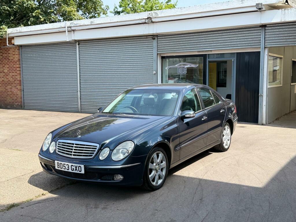 Mercedes-Benz E Class 2.7 E270 Cdi Elegance Black #3
