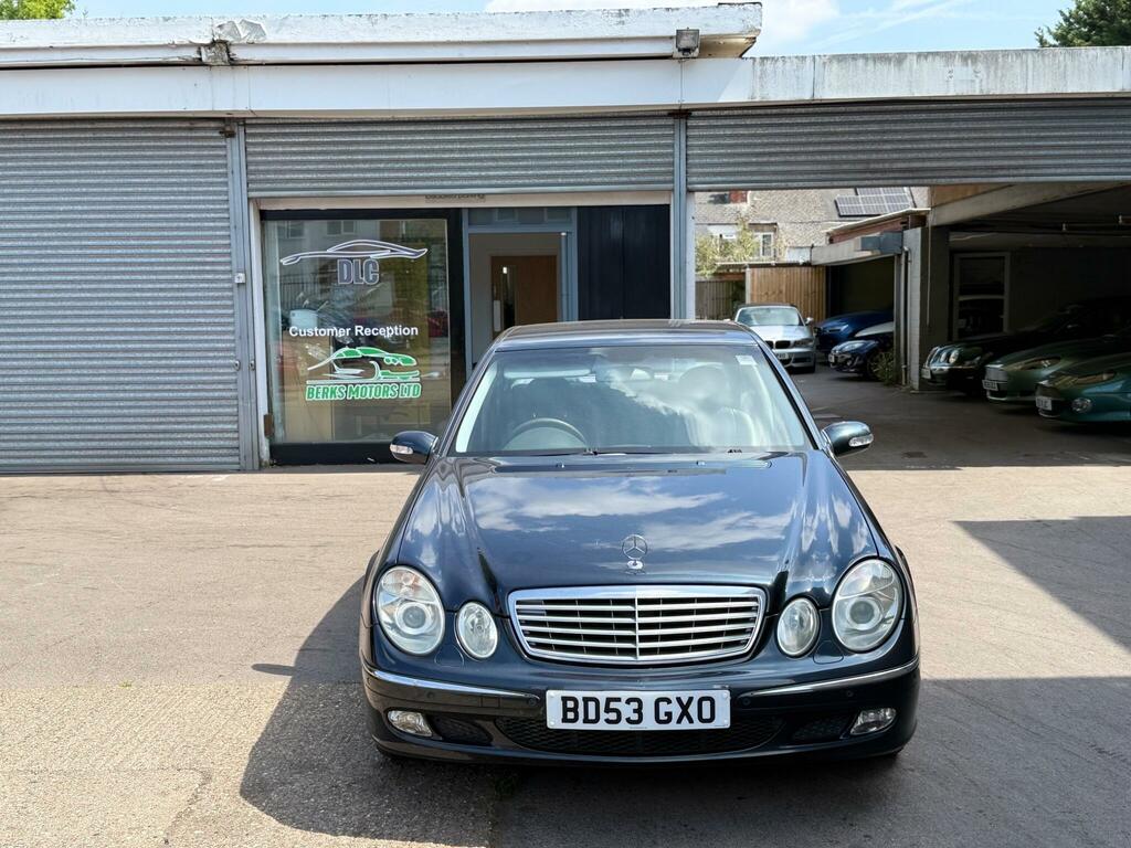 Mercedes-Benz E Class 2.7 E270 Cdi Elegance Black #2