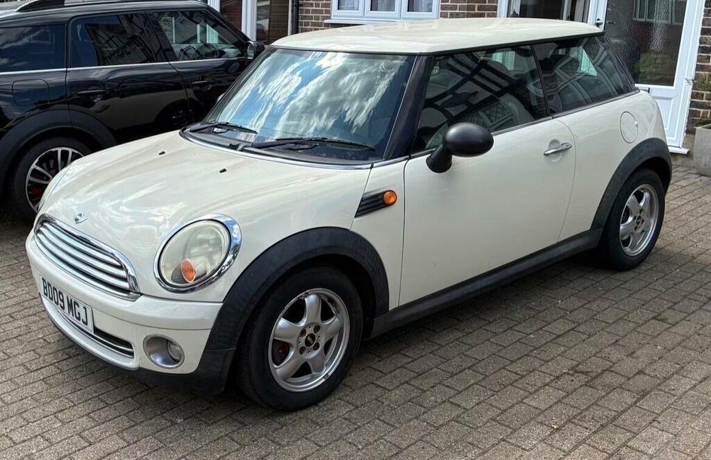 Mini Hatch 1.4 One Steptronic Euro 4 White #2