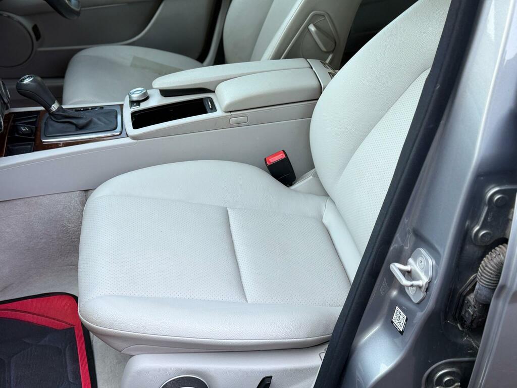 Mercedes-Benz C Class C200 Se Cdi Black #35