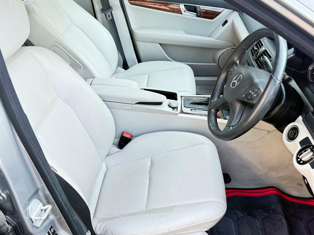 Mercedes-Benz C Class C200 Se Cdi Black #15