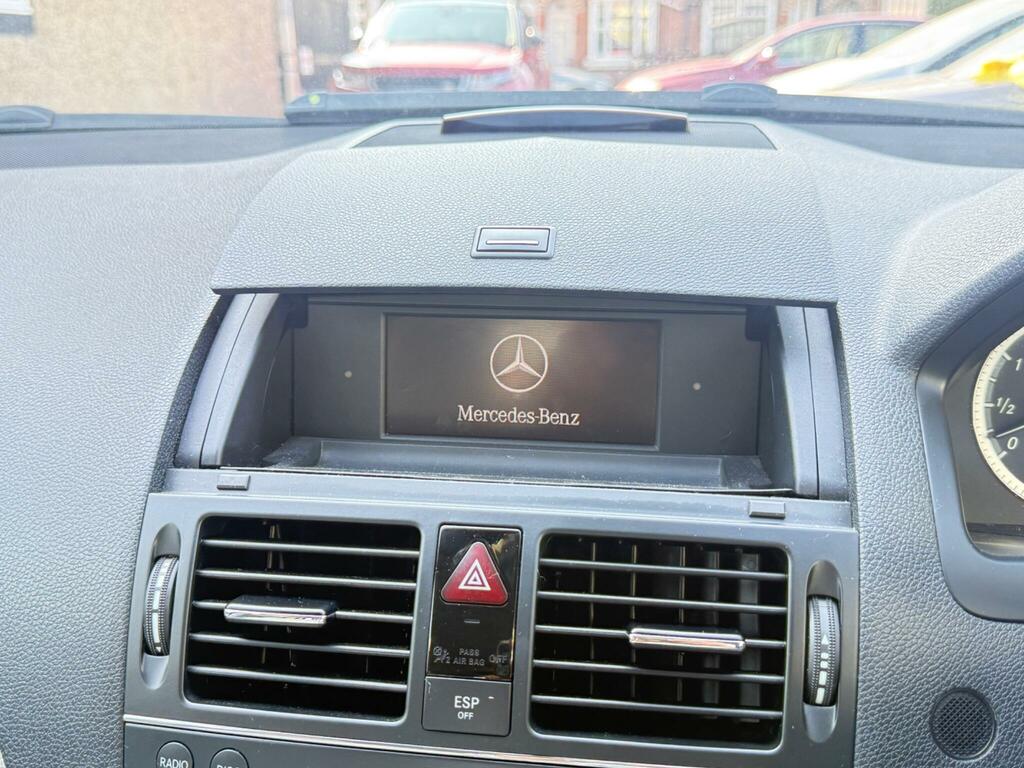 Mercedes-Benz C Class C200 Se Cdi Black #30