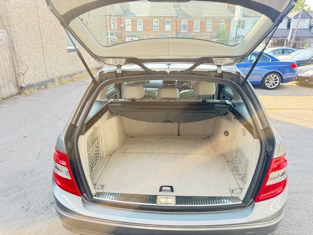 Mercedes-Benz C Class C200 Se Cdi Black #33