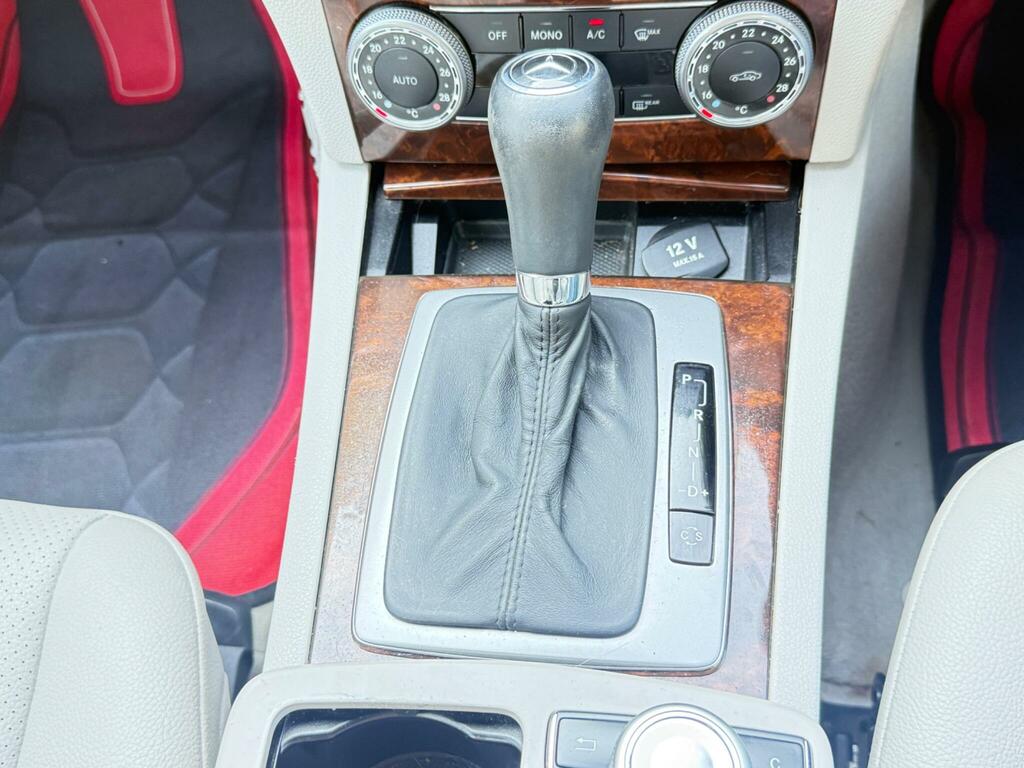 Mercedes-Benz C Class C200 Se Cdi Black #13