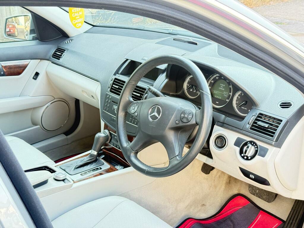 Mercedes-Benz C Class C200 Se Cdi Black #10