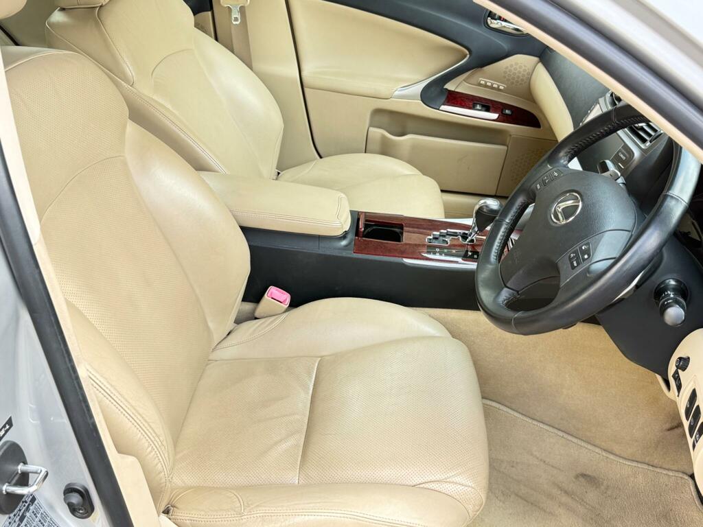 Lexus IS Saloon 2.5 250 Se-l 200606 Silver #15