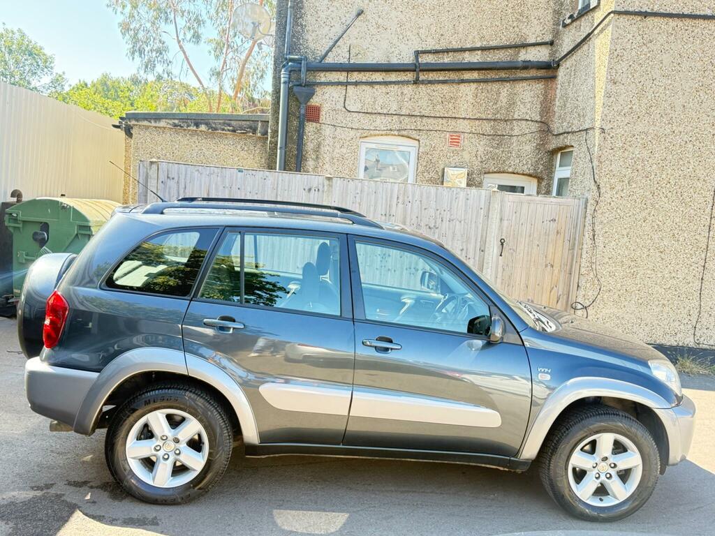 Toyota Rav 4 2.0 Xt-r D-4d 114 Bhp Grey #8