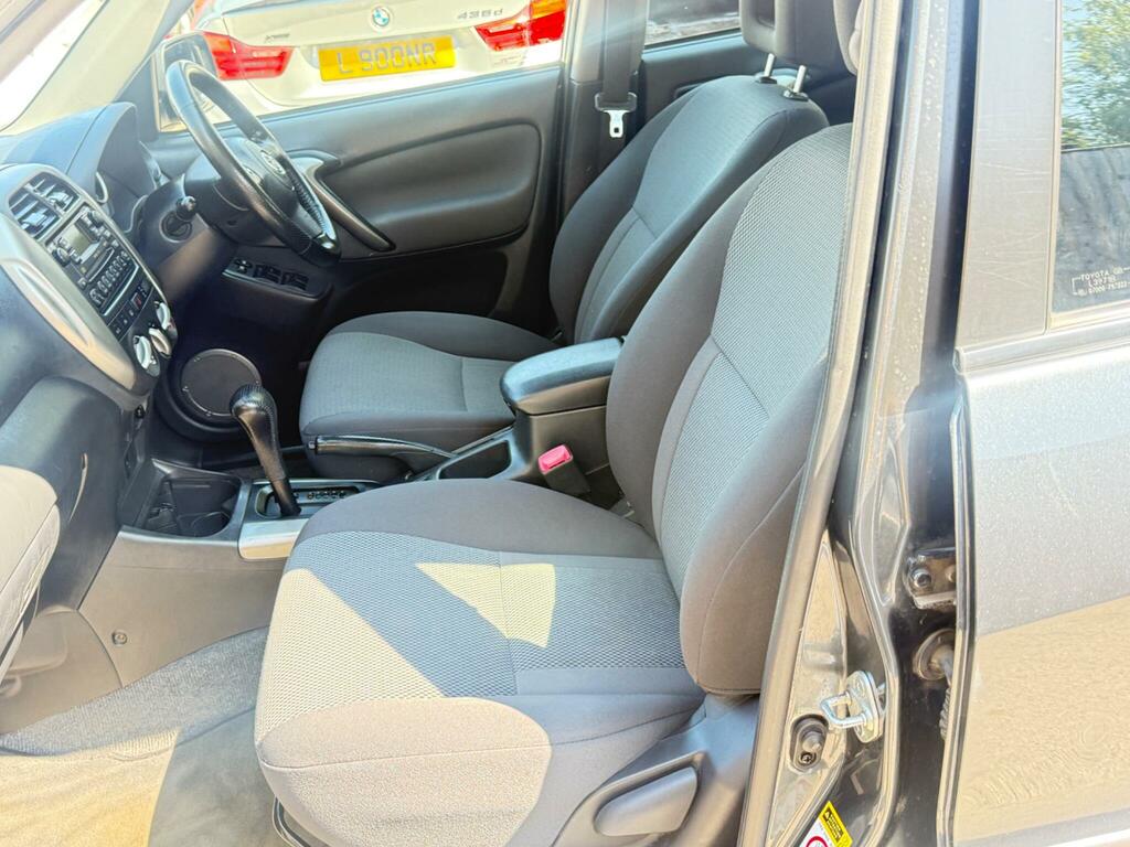 Toyota Rav 4 2.0 Xt-r D-4d 114 Bhp Grey #20