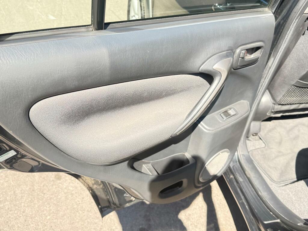 Toyota Rav 4 2.0 Xt-r D-4d 114 Bhp Grey #16