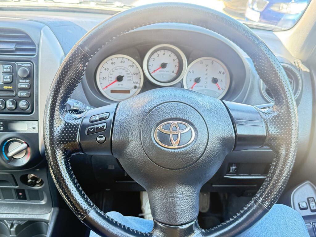 Toyota Rav 4 2.0 Xt-r D-4d 114 Bhp Grey #26