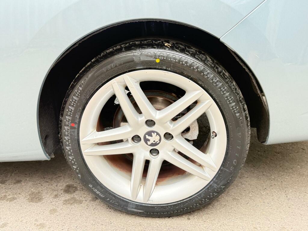 Peugeot 308 CC Hdi Cc Se Black #26