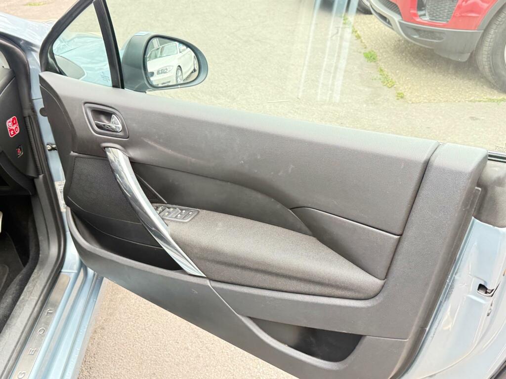 Peugeot 308 CC Hdi Cc Se Black #23