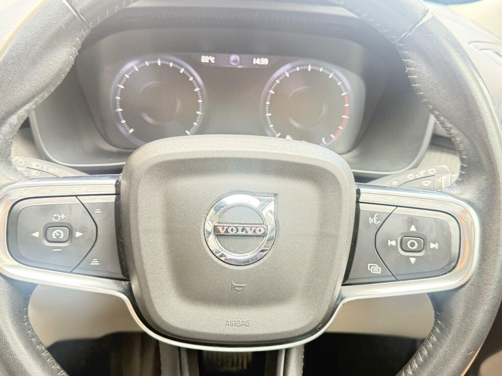 Volvo XC40 1.5L Inscription Black #45