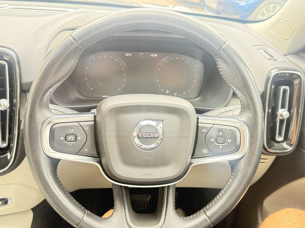Volvo XC40 1.5L Inscription Black #29