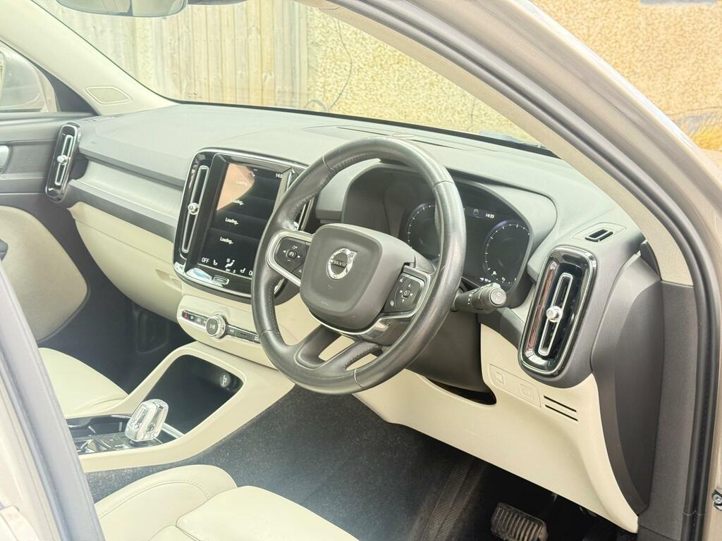 Volvo XC40 1.5L Inscription Black #52