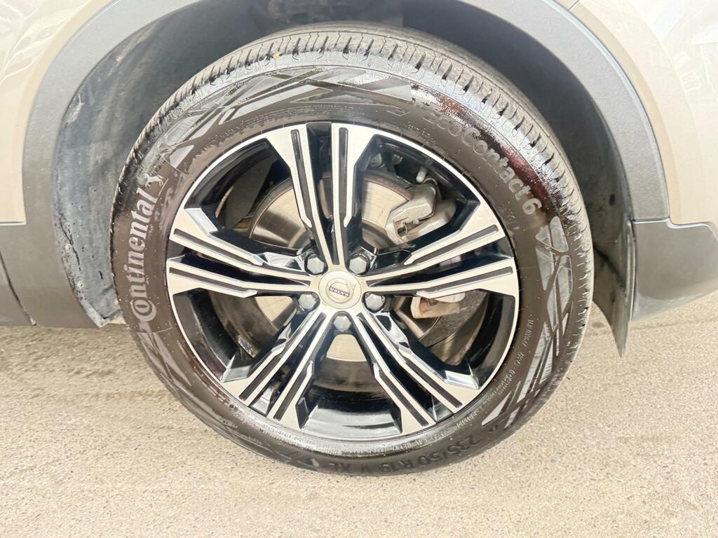 Volvo XC40 1.5L Inscription Black #50
