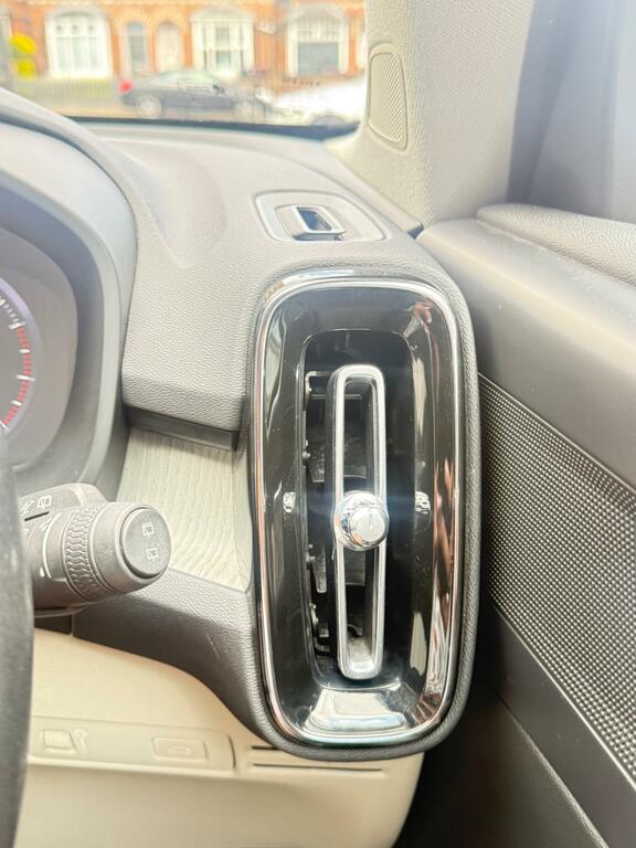 Volvo XC40 1.5L Inscription Black #43