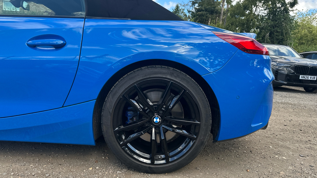 BMW Z4 Z4 Sdrive20i M Sport Blue #14