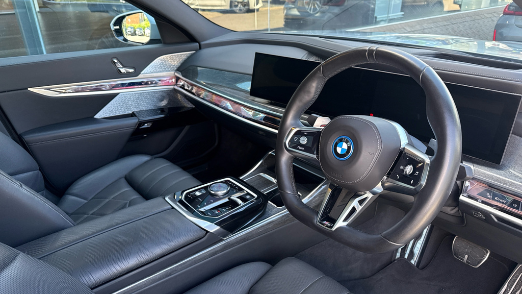 BMW 7 Series 3.0 M760e 22.1Kwh Xdrive Euro 6 Ss Black #6